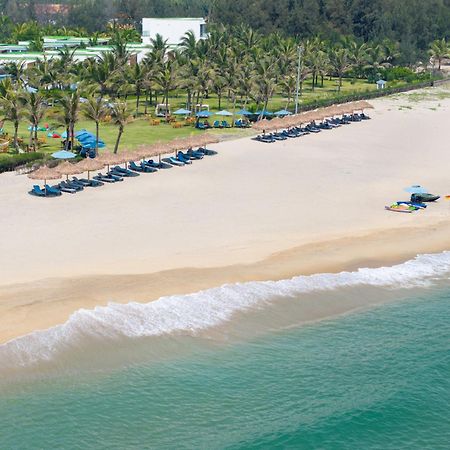 Wyndham Hoi An Royal Beachfront Resort & Villas Ngoại thất bức ảnh