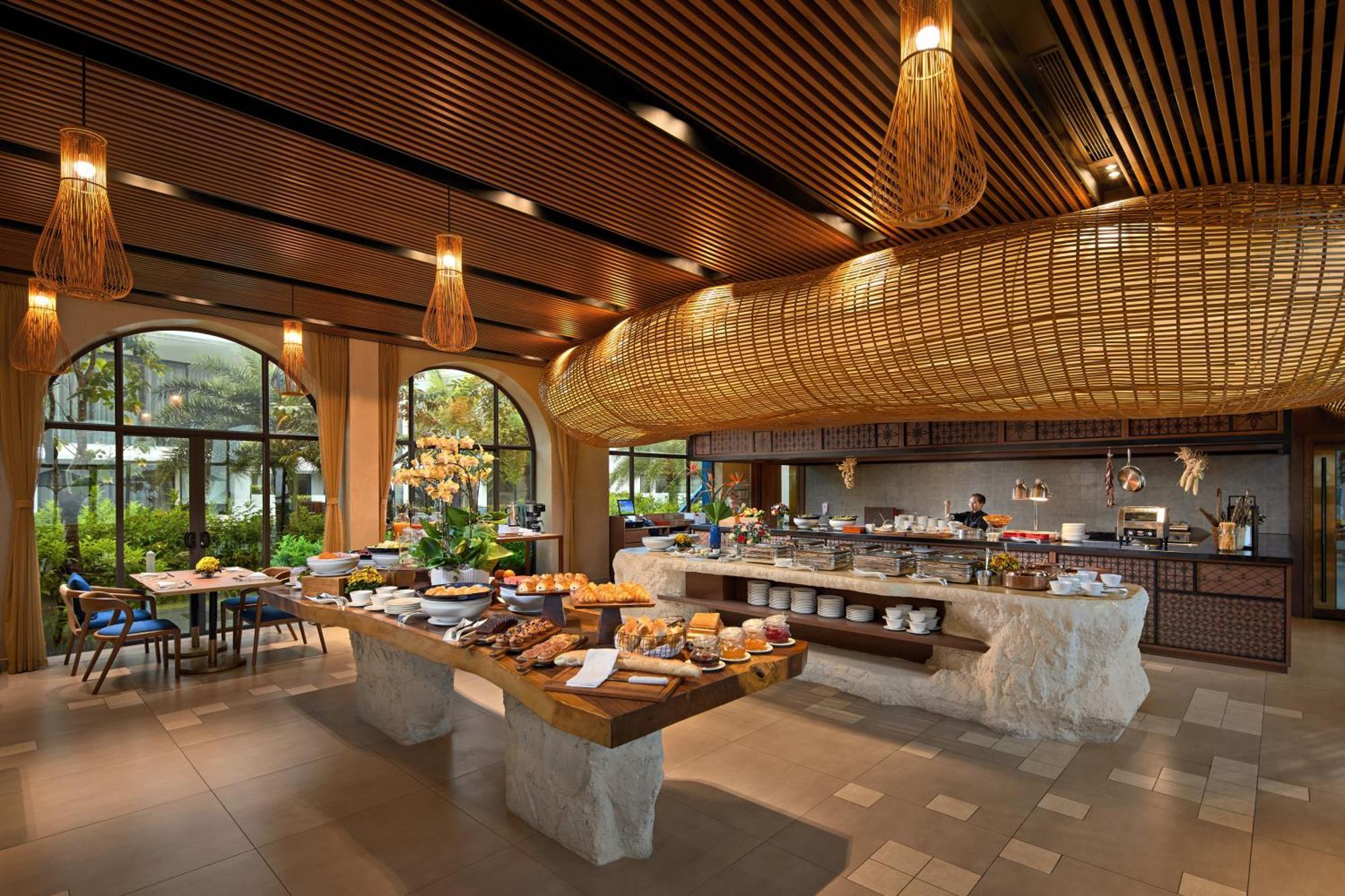Wyndham Hoi An Royal Beachfront Resort & Villas Ngoại thất bức ảnh