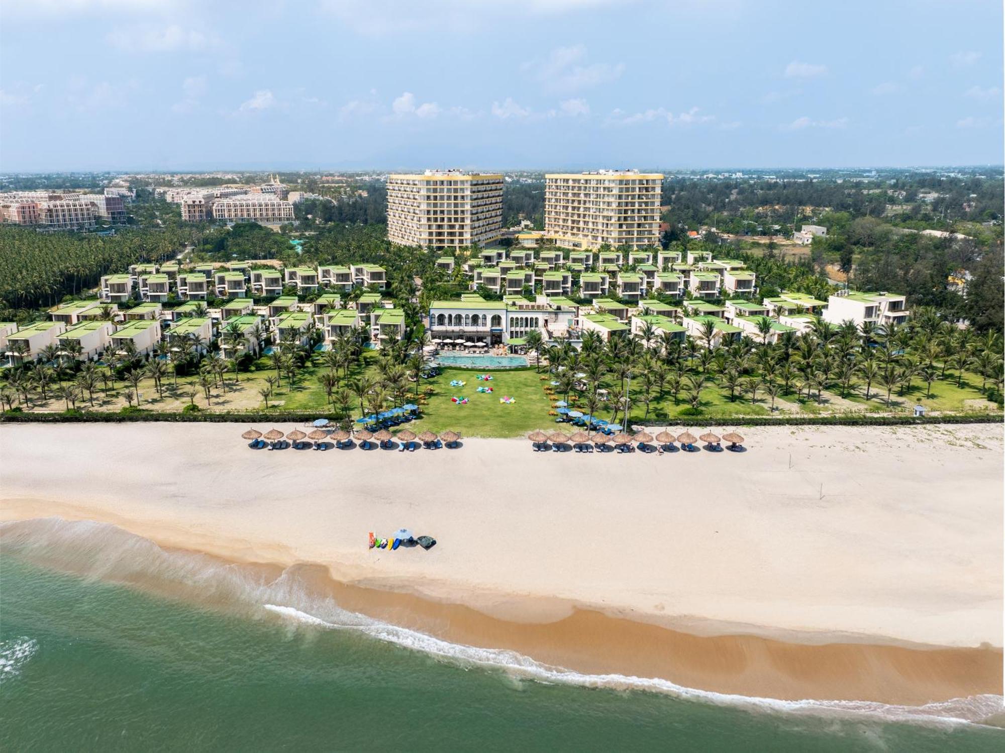 Wyndham Hoi An Royal Beachfront Resort & Villas Ngoại thất bức ảnh
